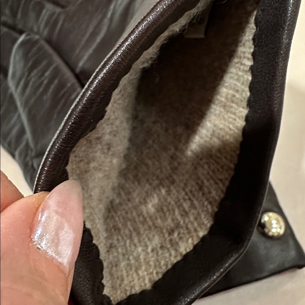 Coach Leather Short Gloves - Picture 6 of 6